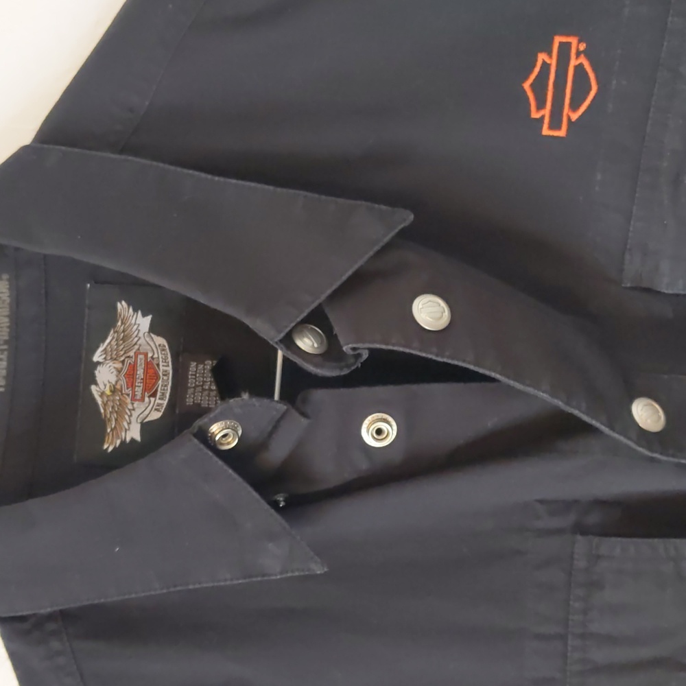 Harley Davidson long sleeved snap shirt - Picture 2 of 5